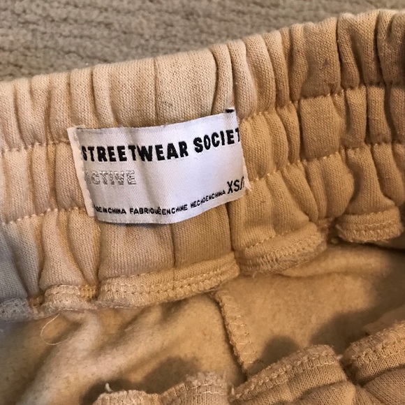 Urban planet sweat pants XS. Selling three for 15 and one for 6 - Picture 3 of 7